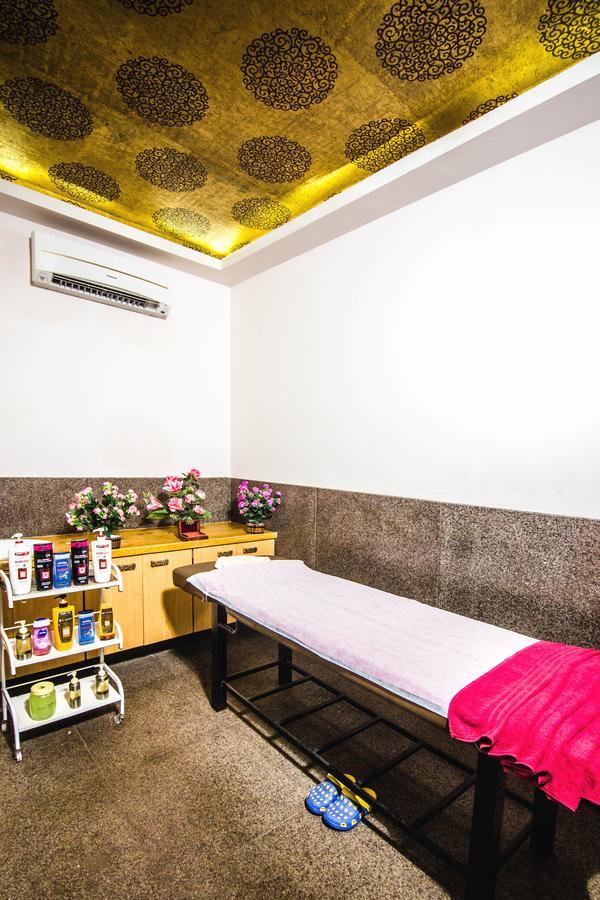 Club Paraiso Rāipur Extérieur photo
